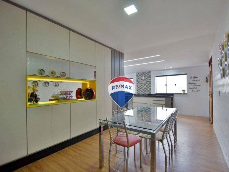 Casa de condomínio à venda Centro com 856m² e 3 quartos por R$ 1.200.000 - 767268921-231f7930175d0ff40ebe810e07d40935.jpg