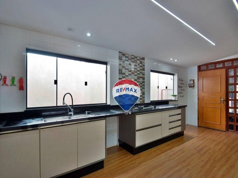 Casa de condomínio à venda Centro com 856m² e 3 quartos por R$ 1.200.000 - 855703824-f5d5a4432f6262a5c711e5eac946ad89.jpg