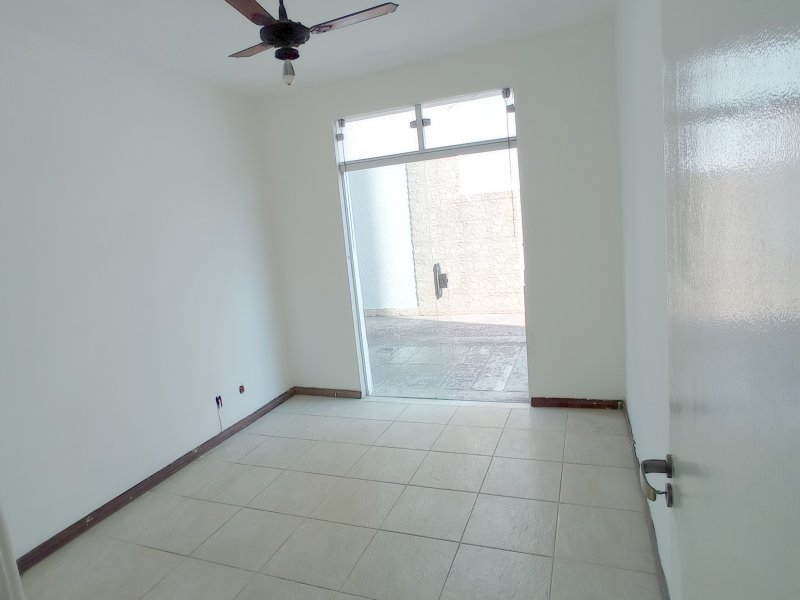 Apartamento à venda Gutierrez com 210m² e 4 quartos por R$ 1.030.000 - 1958282834-quarto-1-com-saida-para-varanda.jpg