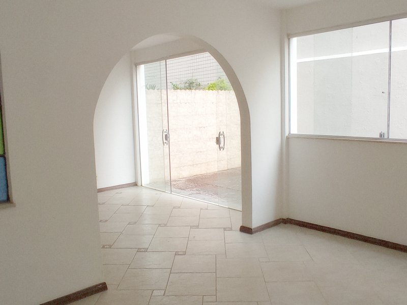 Apartamento à venda Gutierrez com 210m² e 4 quartos por R$ 1.030.000 - 879219088-sala-de-jantar-conectada-a-sala-de-visitas-e-varanda.jpg