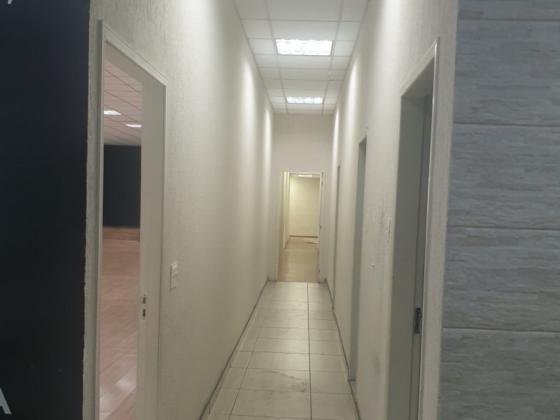 Comercial à venda Barreiro com 330m² e 1 quarto por R$ 2.500.000 - 705662641-20220525-173537.jpg