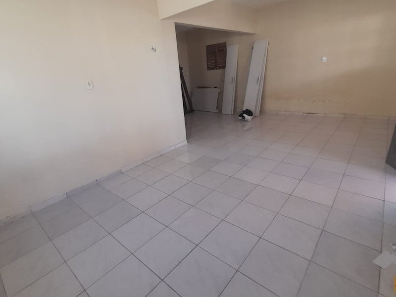 Casa à venda Cristo Redentor com 90m² e 5 quartos por R$ 160.000 - 373022184-img-20220418-wa0021.jpg