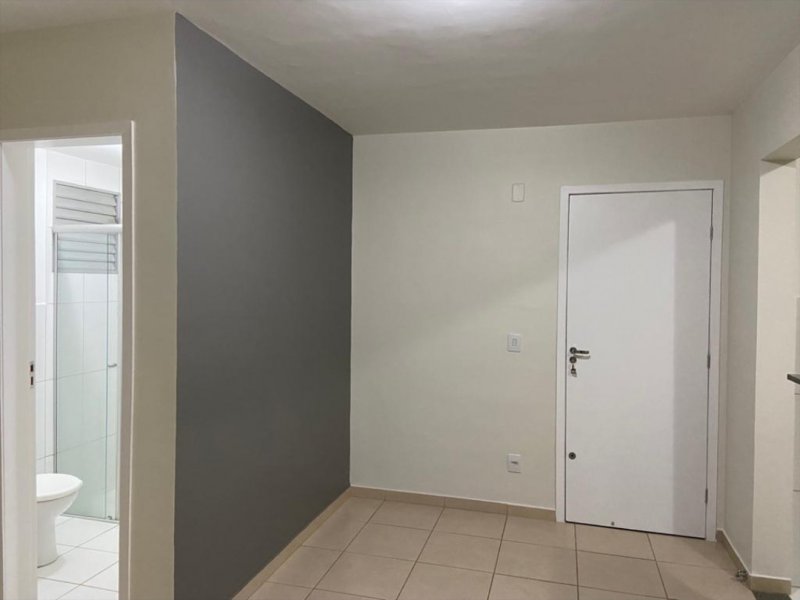 Apartamento à venda Mercês com 52m² e 2 quartos por R$ 270.000 - 940053396-screenshot-20220512-202924-gallery.jpg