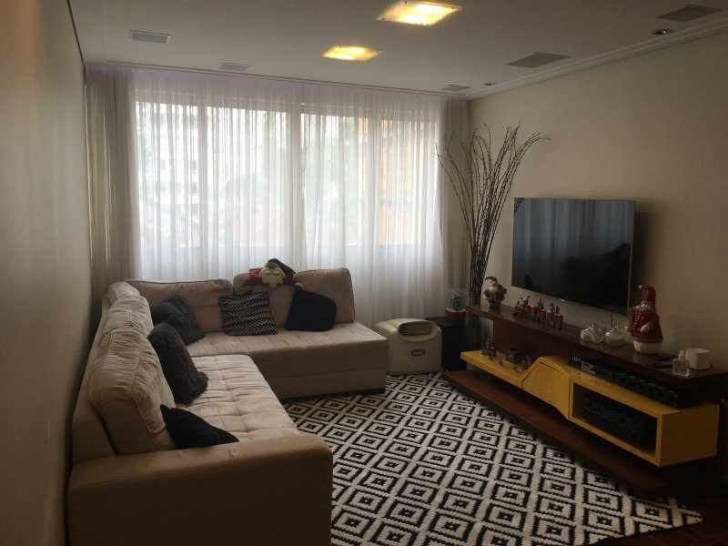 Apartamento à venda Jardim Paulista com 108m² e 3 quartos por R$ 1.150.000 - 2123463401-04-sala.JPG