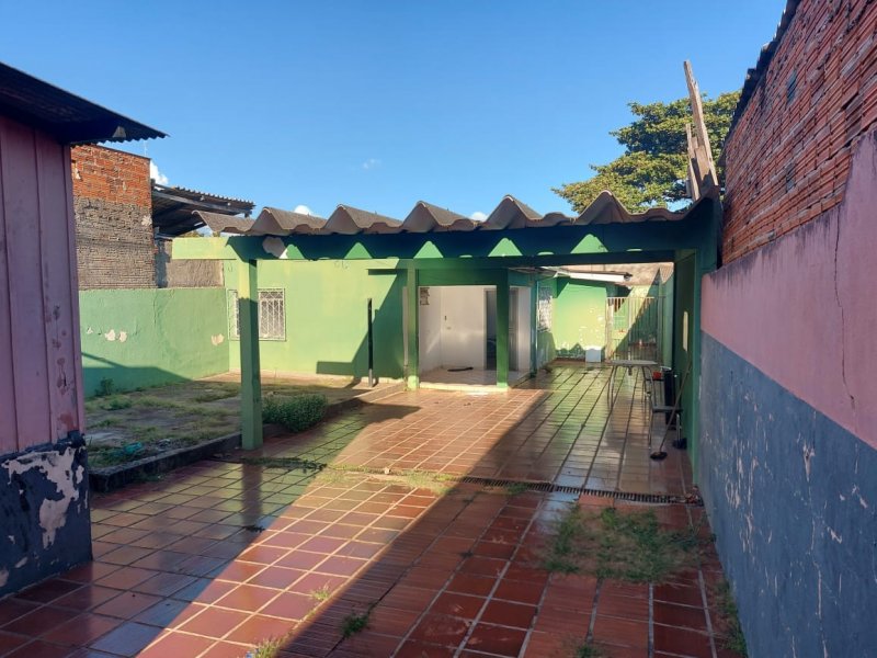 Casa à venda Bandeirantes com 218m² e 3 quartos por R$ 487.000 - 1399025913-casafoto6.jpeg