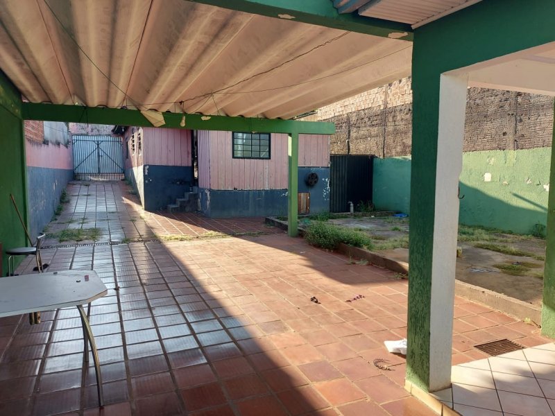 Casa à venda Bandeirantes com 218m² e 3 quartos por R$ 487.000 - 2018940710-casafoto17.jpeg