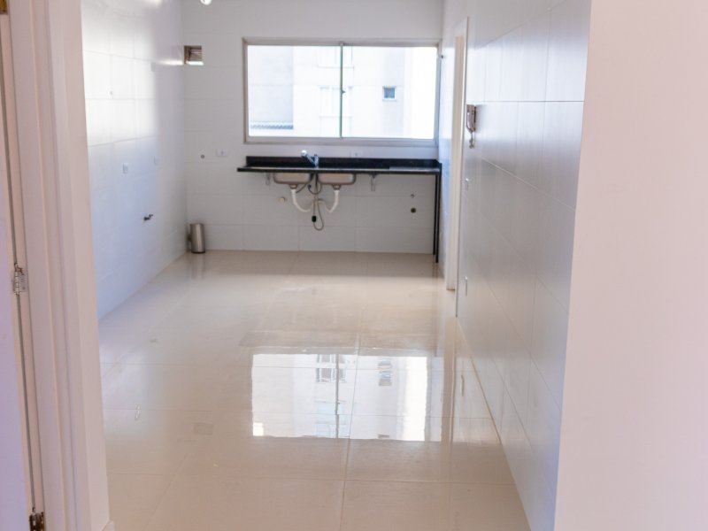 Apartamento à venda Juvevê com 145m² e 4 quartos por R$ 780.000 - 1977931886-cozinha-sala.jpg