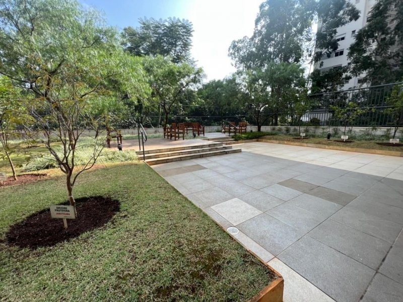 Apartamento à venda Parque Reboucas com 84m² e 2 quartos por R$ 687.000 - 275638306-praca.JPG