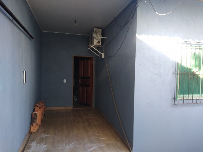 Casa à venda Centro com 180m² e 2 quartos por R$ 200.000 - 164124458-img-20220410-164019395.jpg