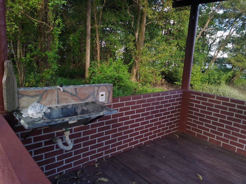 Casa à venda Centro com 180m² e 2 quartos por R$ 200.000 - 193897138-img-20220410-165100881.jpg