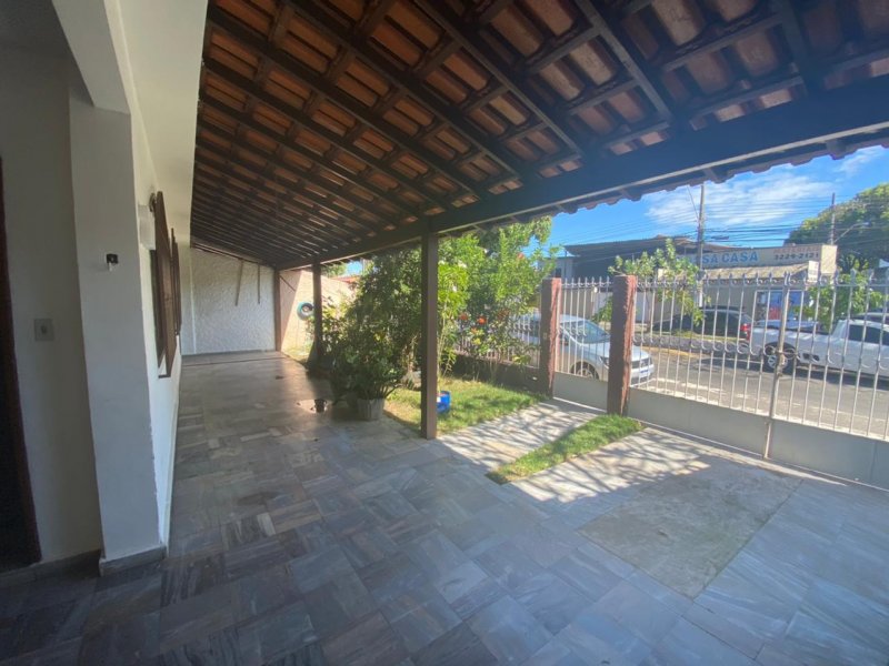 Casa à venda Ibes com 220m² e 3 quartos por R$ 950.000 - 2022898373-foto03a.jpeg