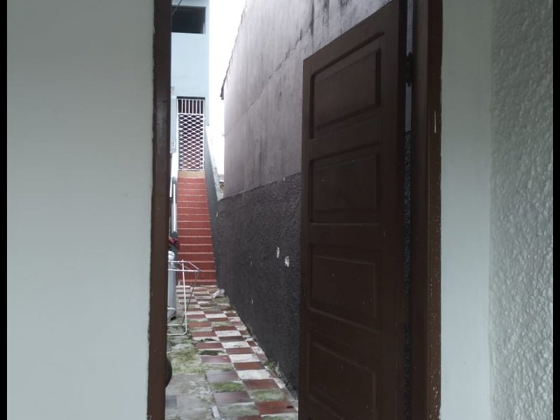 Casa à venda Ibes com 220m² e 3 quartos por R$ 950.000 - 628114467-foto07a.jpg