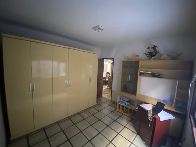 Casa à venda Ibes com 220m² e 3 quartos por R$ 950.000 - 824758057-foto20a.jpeg