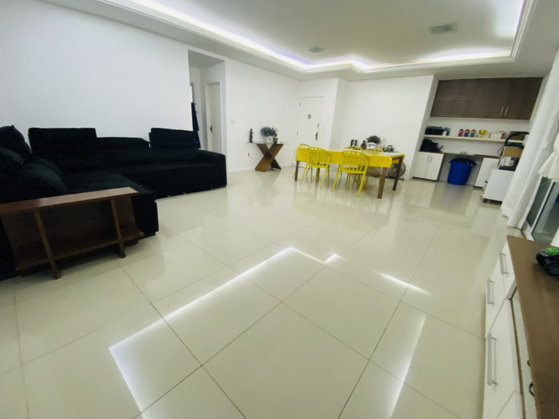 Cobertura à venda Recreio dos Bandeirantes com 320m² e 4 quartos por R$ 1.420.000 - 1684355902-d16e7015-41ab-4c53-b188-9cb5b7d785e7.jpeg