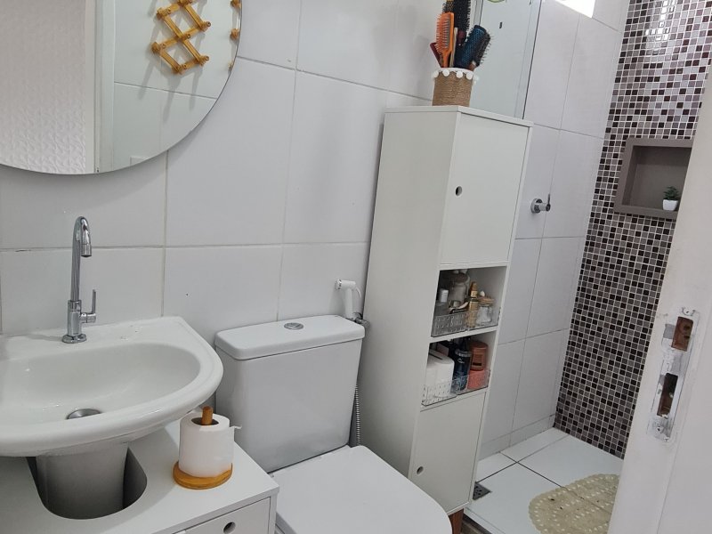 Casa de condomínio à venda Barro Vermelho com 200m² e 3 quartos por R$ 550.000 - 864532376-20210507-081520.jpg