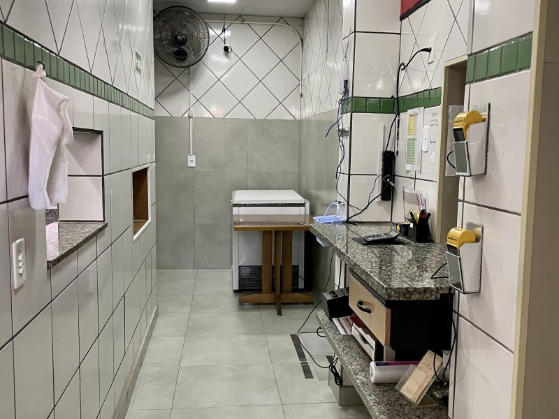 Comercial à venda Centro com 244m² e 1 quarto por R$ 980.000 - 1069128917-ea4d3b5f-1ed3-4a73-8312-3d9fce1f2238.jpeg