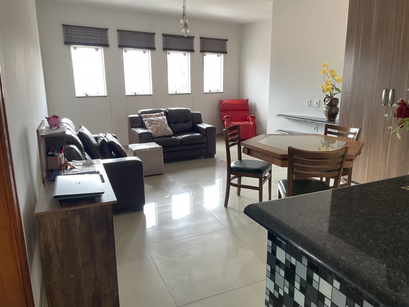 Comercial à venda Centro com 244m² e 1 quarto por R$ 980.000 - 988853813-a597da2c-c7cc-4801-8c62-934f9cb7c5c7.jpeg