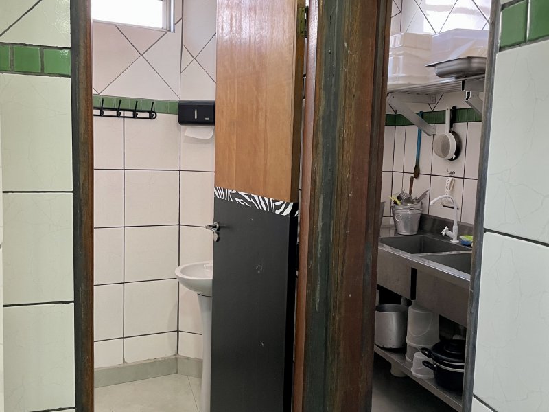 Comercial à venda Centro com 244m² e 1 quarto por R$ 980.000 - 996864571-7de07644-7365-4e22-8c9b-5c2ef3ba58ef.jpeg