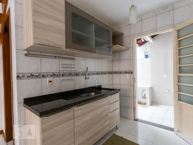 Casa de condomínio à venda Tristeza com 59m² e 2 quartos por R$ 180.000 - 1416753857-5a6.jpg