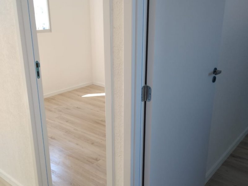 Apartamento à venda Chácara Roselandia com 43m² e 2 quartos por R$ 250.000 - 1626154055-img-20220526-wa0019.jpg