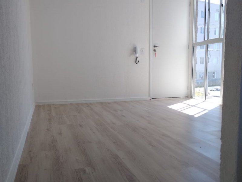 Apartamento à venda Chácara Roselandia com 43m² e 2 quartos por R$ 250.000 - 978311864-img-20220526-wa0005.jpg