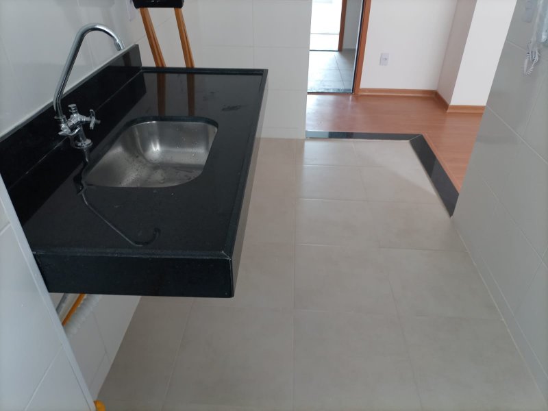 Apartamento à venda Parque São Vicente com 43m² e 2 quartos por R$ 290.000 - 1095413218-img-20220413-wa0045.jpg