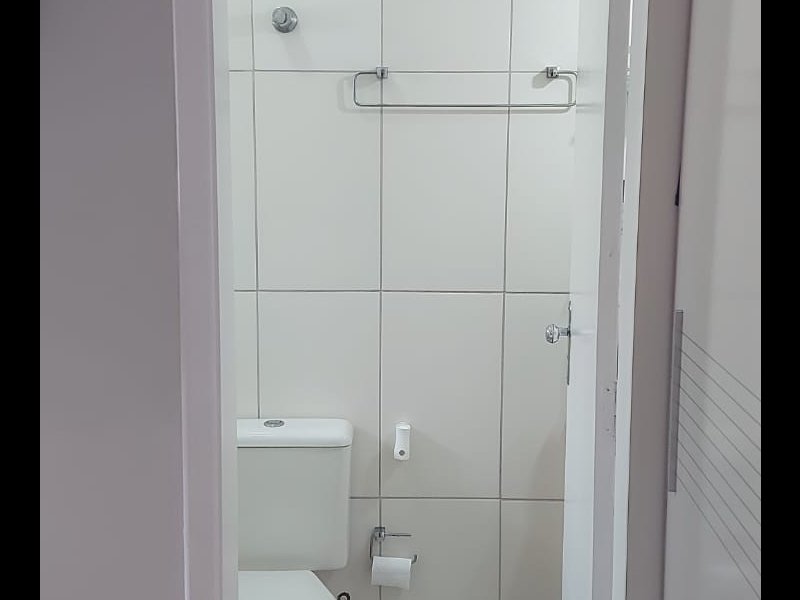 Cobertura à venda Parque Jaçatuba com 130m² e 2 quartos por R$ 480.000 - 1430617676-banheiro-suite-3.jpeg