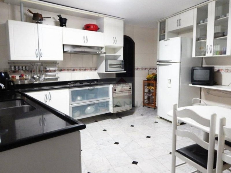 Casa de condomínio à venda Chácara Italago com 570m² e 3 quartos por R$ 2.200.000 - 1218218668-screenshot-20220602-193319-brave.jpg