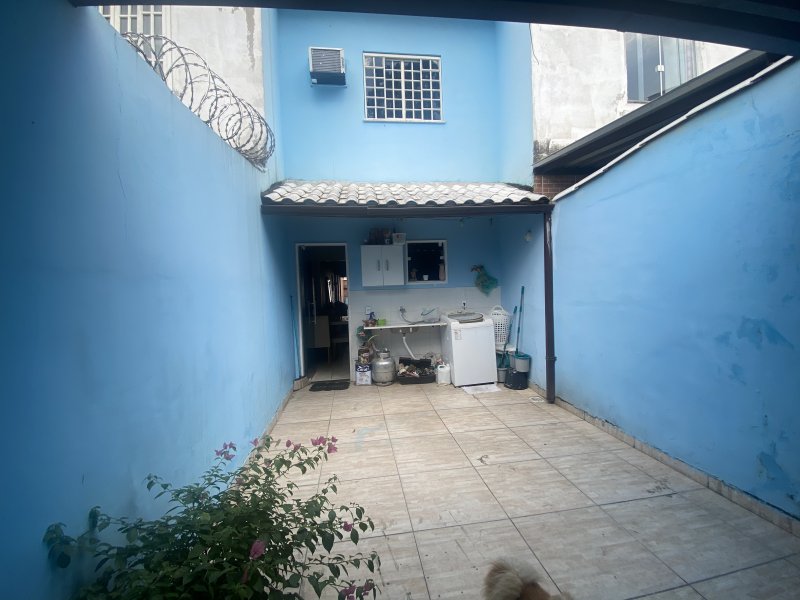 Casa à venda Da luz com 130m² e 2 quartos por R$ 350.000 - 1938577719-45cb9ac8-5a15-47d5-b6ed-a410011e7b8f.jpeg