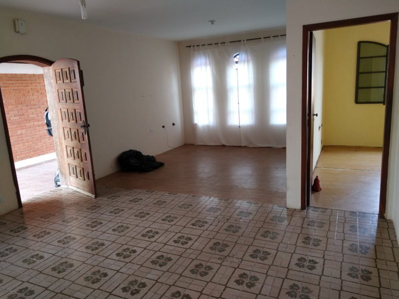 Casa à venda Centro com 300m² e 3 quartos por R$ 50.000 - 1781484477-pc-22052022-121023-99.jpg