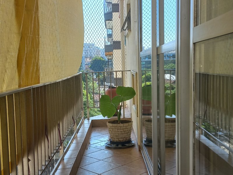 Apartamento à venda Pechincha com 93m² e 2 quartos por R$ 460.000 - 1429091678-varanda-03.jpg