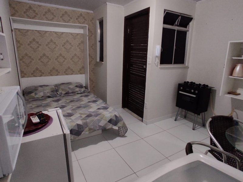 Apartamento à venda Rio Vermelho com 45m² e 2 quartos por R$ 180.000 - 936339652-img-20220522-wa0125.jpg