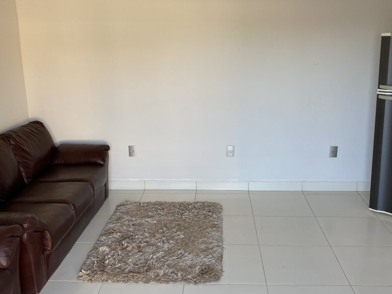 Chácara à venda Vila Paraíso com 2000m² e 4 quartos por R$ 1.000.000 - 1045516168-4cd78eb8-37b2-4a53-9c52-52de177bac4b.jpeg