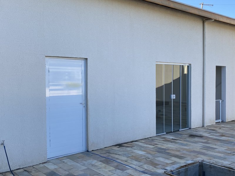 Chácara à venda Vila Paraíso com 2000m² e 4 quartos por R$ 1.000.000 - 1688475702-9e510c97-83a1-498c-81ae-29fd36c1aa39.jpeg