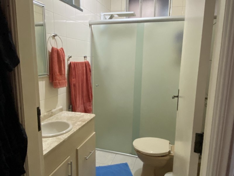 Casa à venda Flor do Vale com 250m² e 3 quartos por R$ 350.000 - 1359426633-banheirosuite2.JPEG