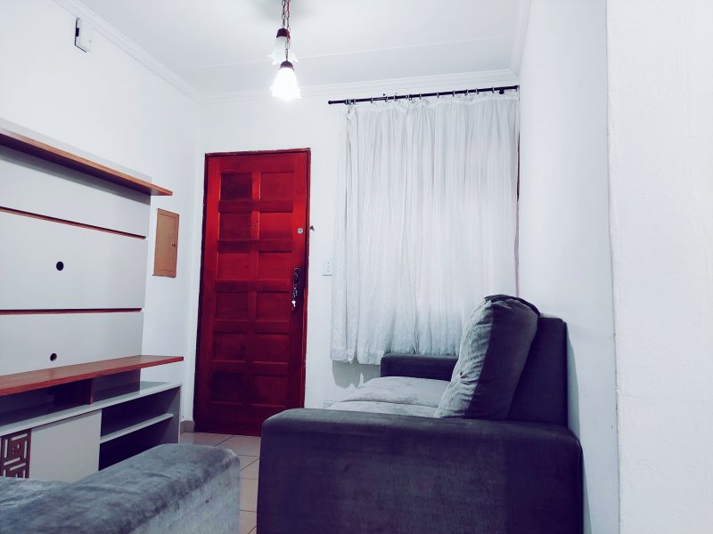 Apartamento para alugar Guaianazes com 45m² e 2 quartos por R$ 930 - 1379854365-airbrush-20220612182311.jpg