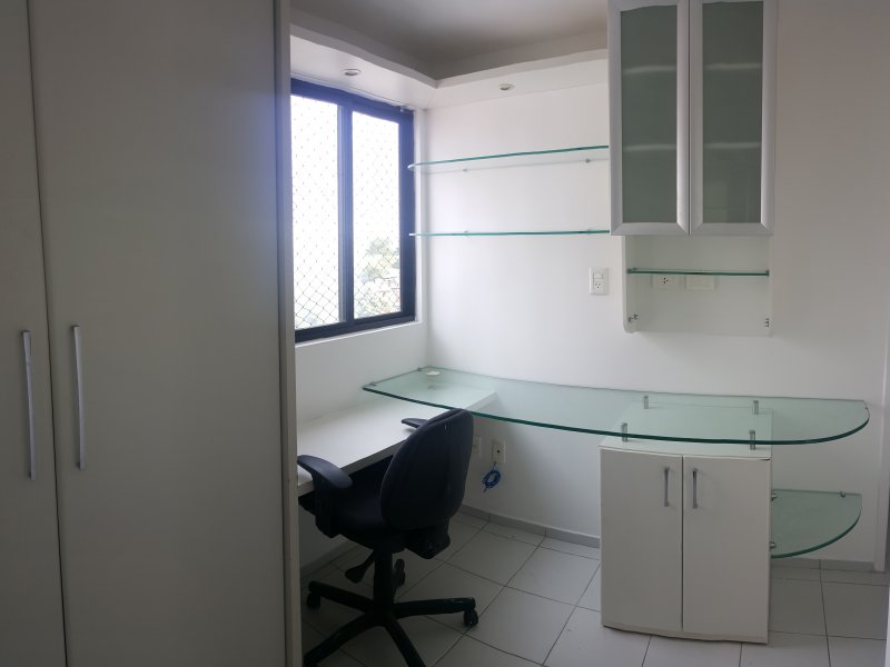 Apartamento à venda Boa Viagem com 61m² e 2 quartos por R$ 425.000 - 24547064-escritorio-closet.jpg