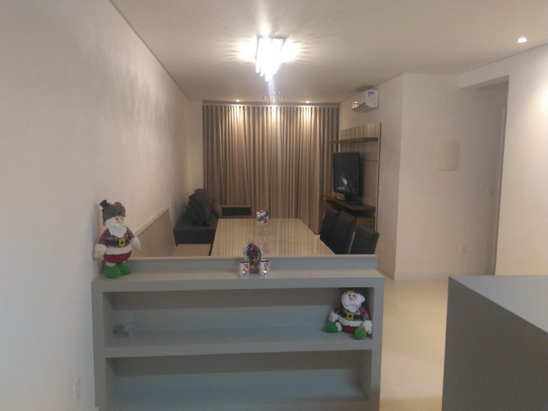 Apartamento à venda Ingleses do Rio Vermelho com 72m² e 2 quartos por R$ 699.000 - 185300081-img-20181226-222416685.jpg