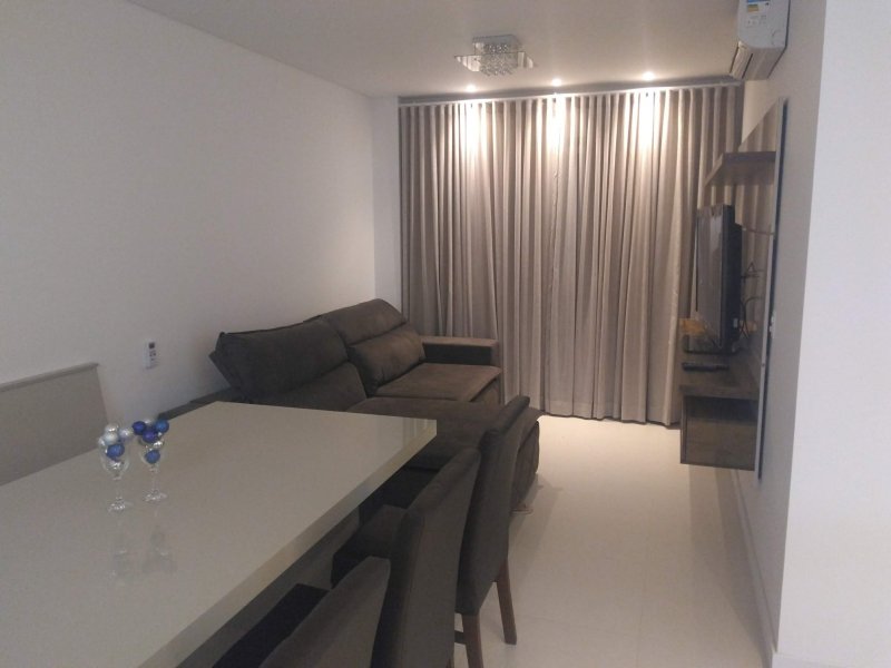 Apartamento à venda Ingleses do Rio Vermelho com 72m² e 2 quartos por R$ 699.000 - 599284558-img-20181226-222524154.jpg