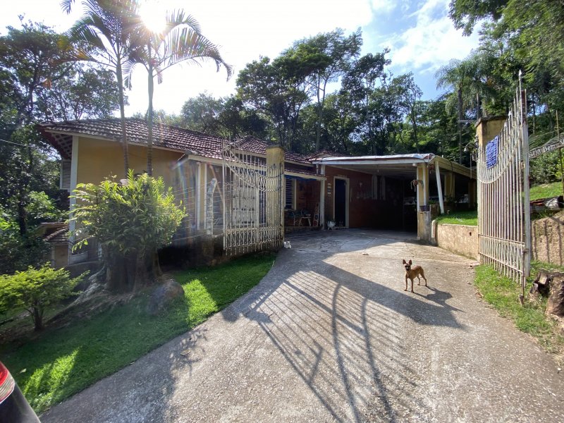 Chácara à venda Centro com 4470m² e 4 quartos por R$ 650.000 - 1917367272-661e8024-28ee-4f44-9cb1-98a9d0ff43d0.jpeg