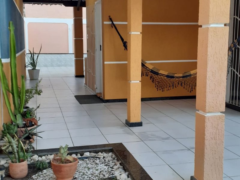 Casa à venda Aruana com 200m² e 2 quartos por R$ 280.000 - 605933072-4-corredor.jpeg