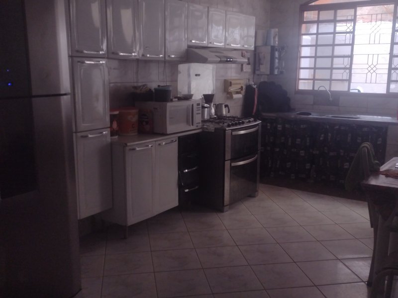 Casa à venda Centro com 244m² e 5 quartos por R$ 780.000 - 1958687941-img-20220618-094457.jpg