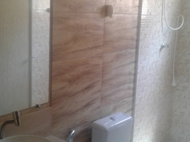 Casa à venda Praia das Palmeiras com 194m² e 2 quartos por R$ 390.000 - 1281843590-wcsuite.jpg