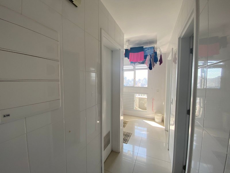 Apartamento à venda Marapé com 150m² e 3 quartos por R$ 1.350.000 - 1439118917-vcik0050.JPG