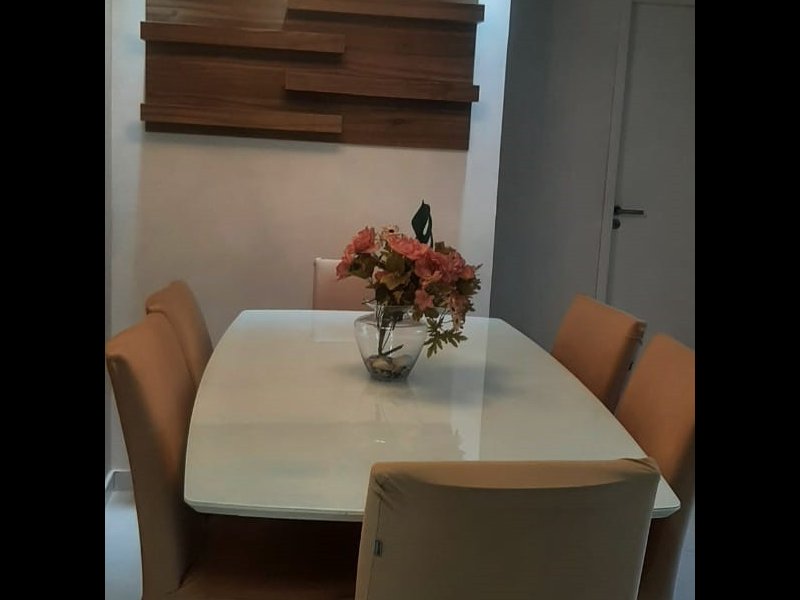 Apartamento à venda Recreio dos Bandeirantes com 120m² e 2 quartos por R$ 790.000 - 1994371387-lustre-e-porta-vinho-sala.jpg