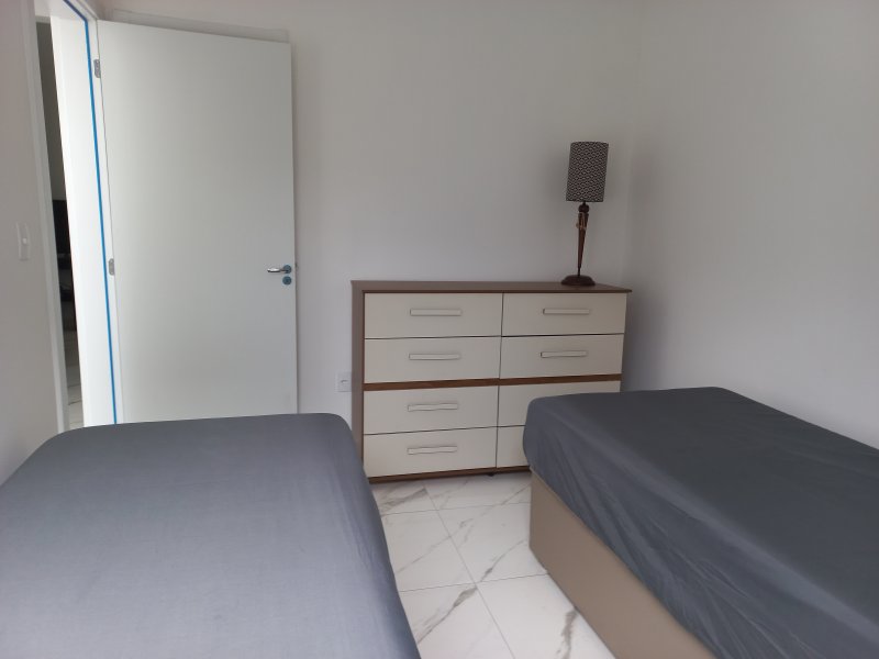 Apartamento à venda Ingleses do Rio Vermelho com 60m² e 2 quartos por R$ 210 - 960201696-20211207-091916.jpg