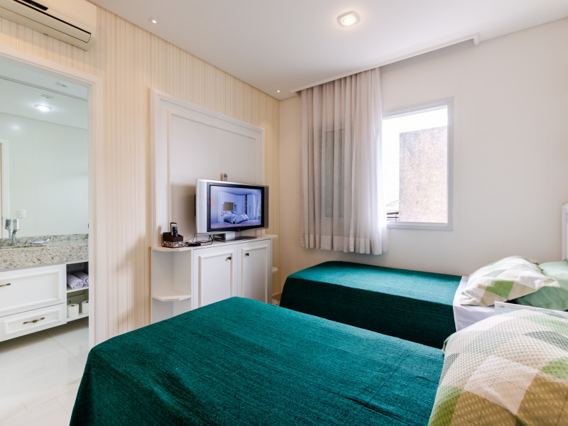 Apartamento à venda Pitangueiras com 175m² e 3 quartos por R$ 1.400.000 - 9.jpg