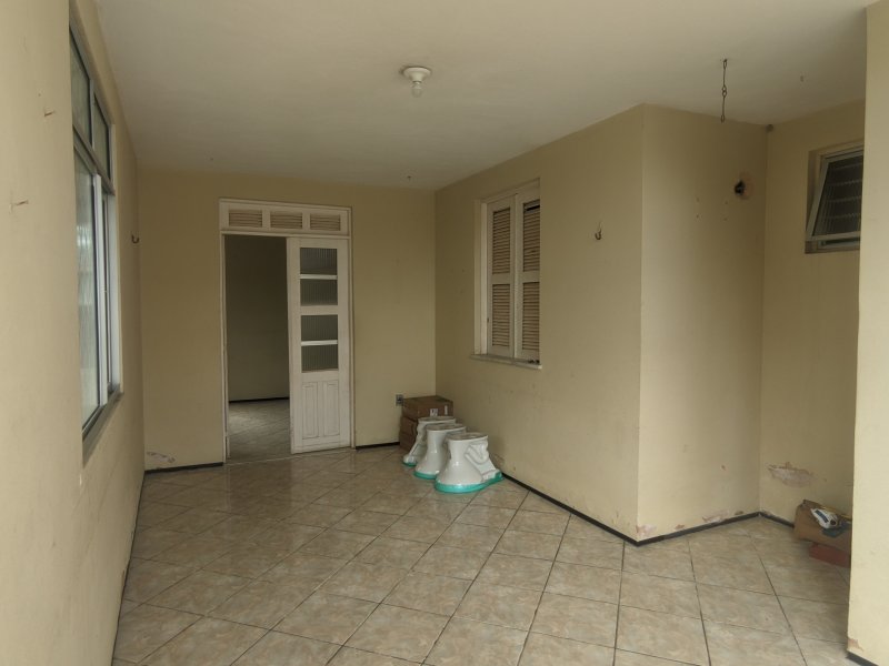 Casa à venda Cidade dos Funcionários com 310m² e 3 quartos por R$ 550.000 - 121258434-imovel001-2-area-interna-foto02.jpg