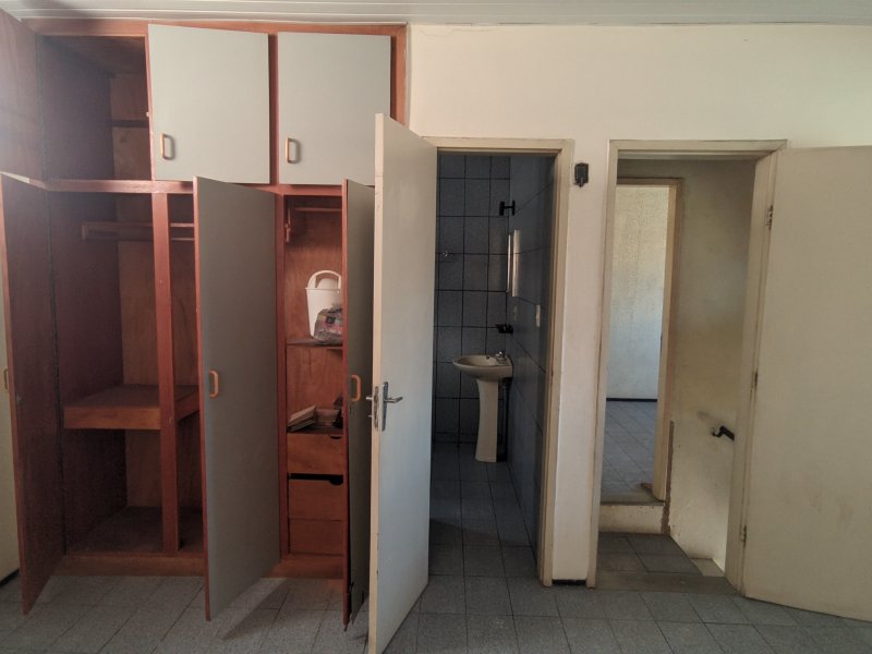 Casa à venda Cidade dos Funcionários com 310m² e 3 quartos por R$ 550.000 - 1980302748-imovel001-4-suites-superiores-foto03.jpg