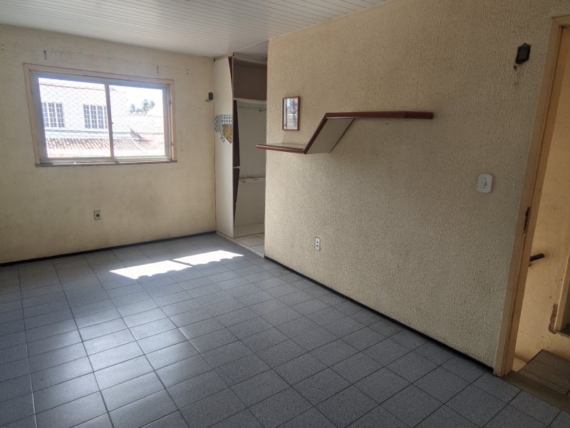 Casa à venda Cidade dos Funcionários com 310m² e 3 quartos por R$ 550.000 - 993156939-imovel001-4-suites-superiores-foto06.jpg